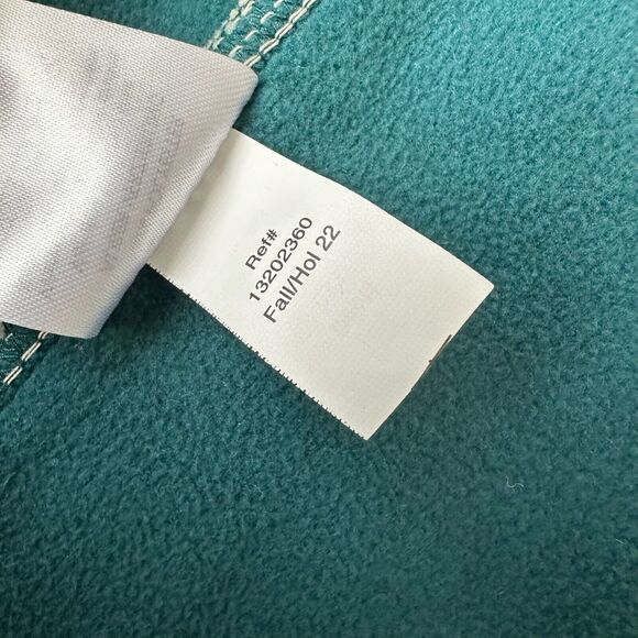 NWT EDDIE BAUER Chilali Faux Shearling Fleece Vest in Oyster - Picture 11 of 12